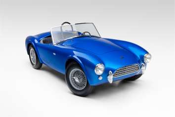 LIMITED EDITION ALUMINUM CSX2000 SERIES SHELBY COBRA ROADSTERS TO HONOR CARROLL SHELBY